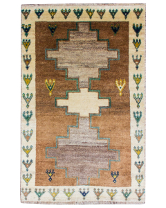 Shiraz Hand Knotted Rug 4'0" x 6'4"