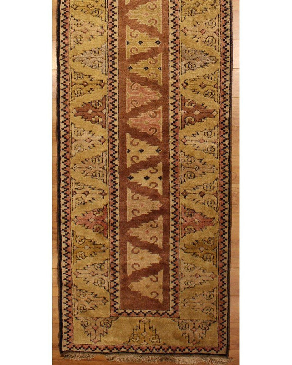 Area rug for living space and any room. Floor decor, rugs and carpets from Tabrizi Rugs. Milas Runner - 2'5