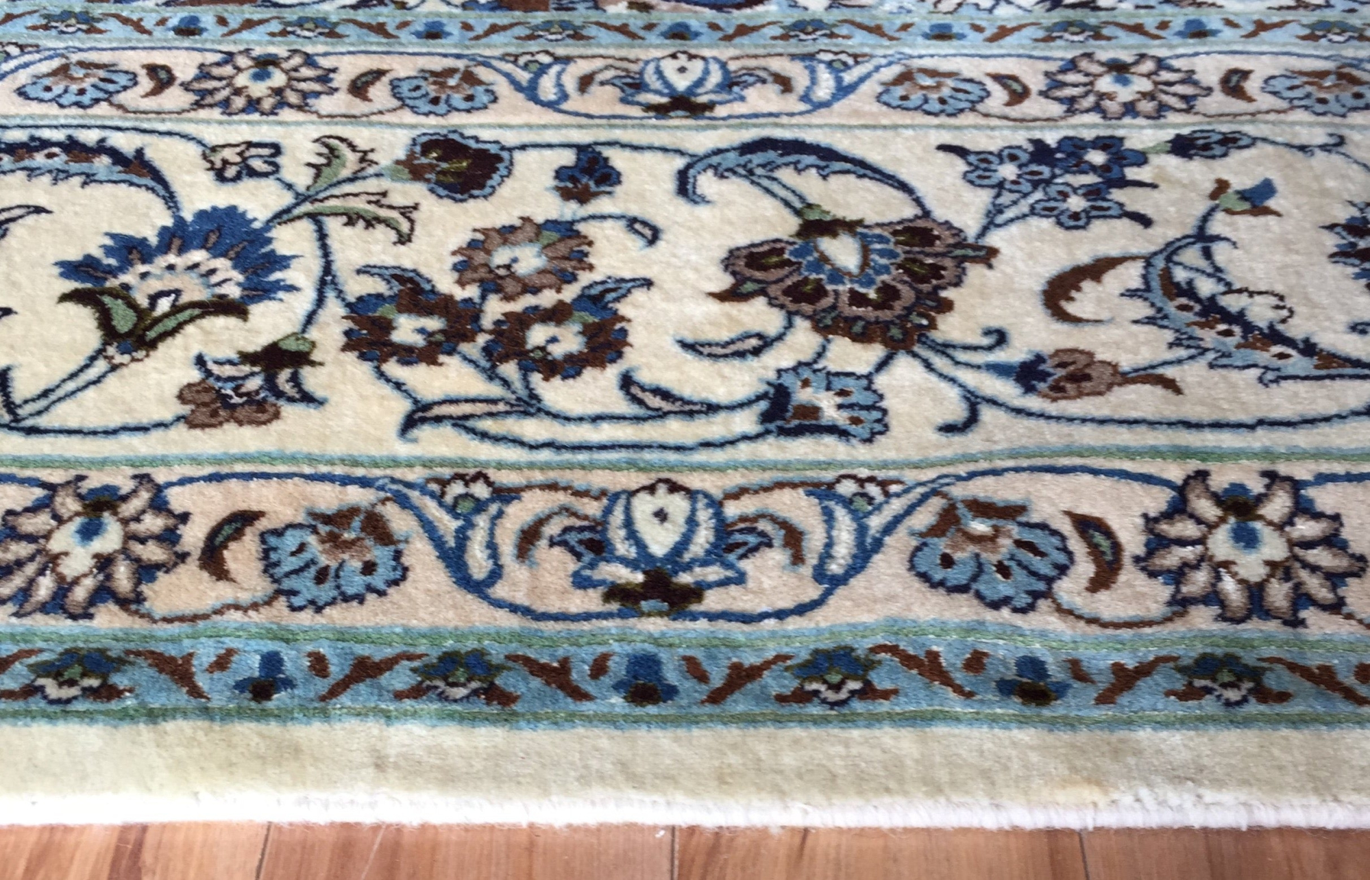 Naein With Silk Fine Hand Knotted Rug 11'0