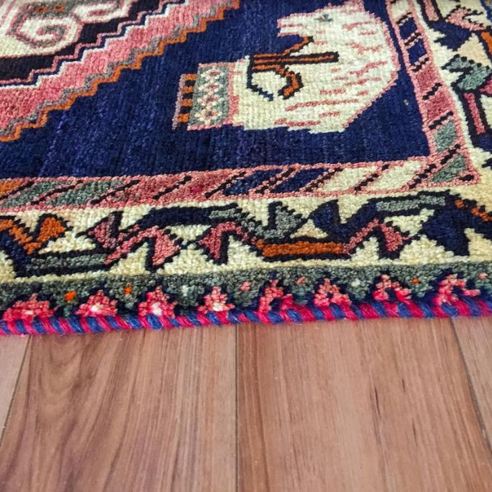 Shiraz Hand Knotted Rug 3'3